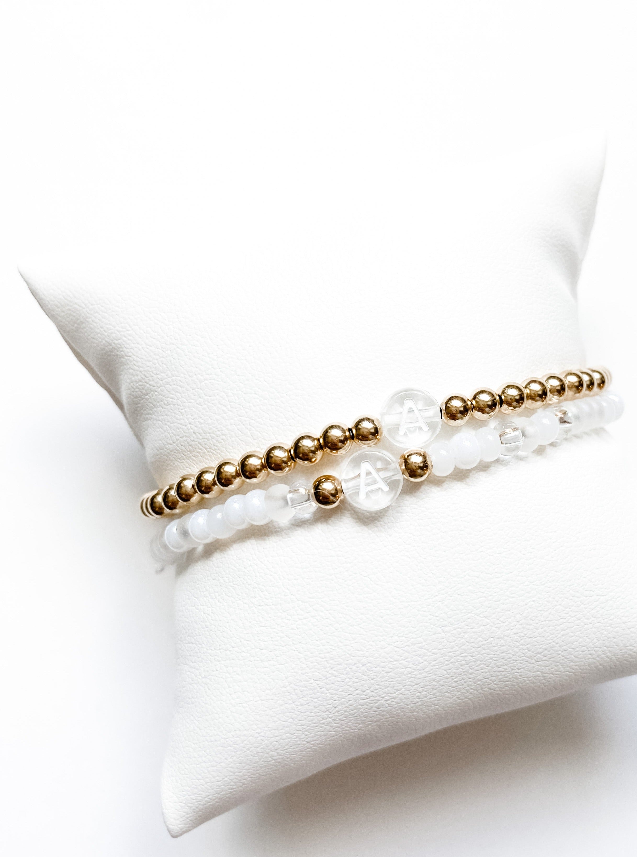 Initial Bracelet - 14k Gold Filled Monogram Bracelet - Single Initial –  CYDesignStudio